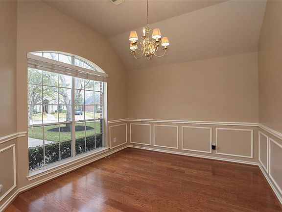 4th image of 11503 Havard Oaks Dr