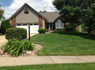 5 Peppertree Ct, Washington, IL 61571