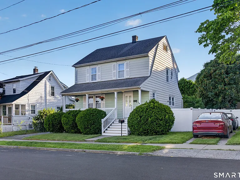30 Noble St — Photo 5