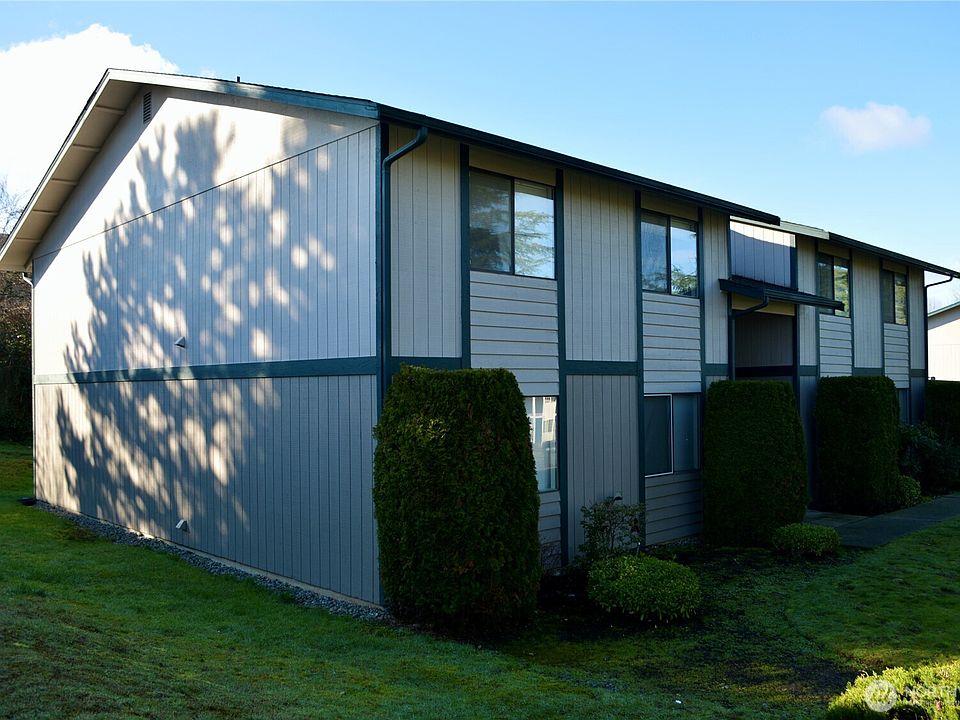 1st image of 9920 132ND Street Ct E