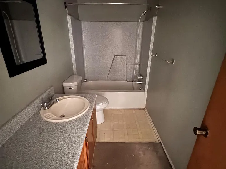 1602 Pine Tree Trl — Photo 11