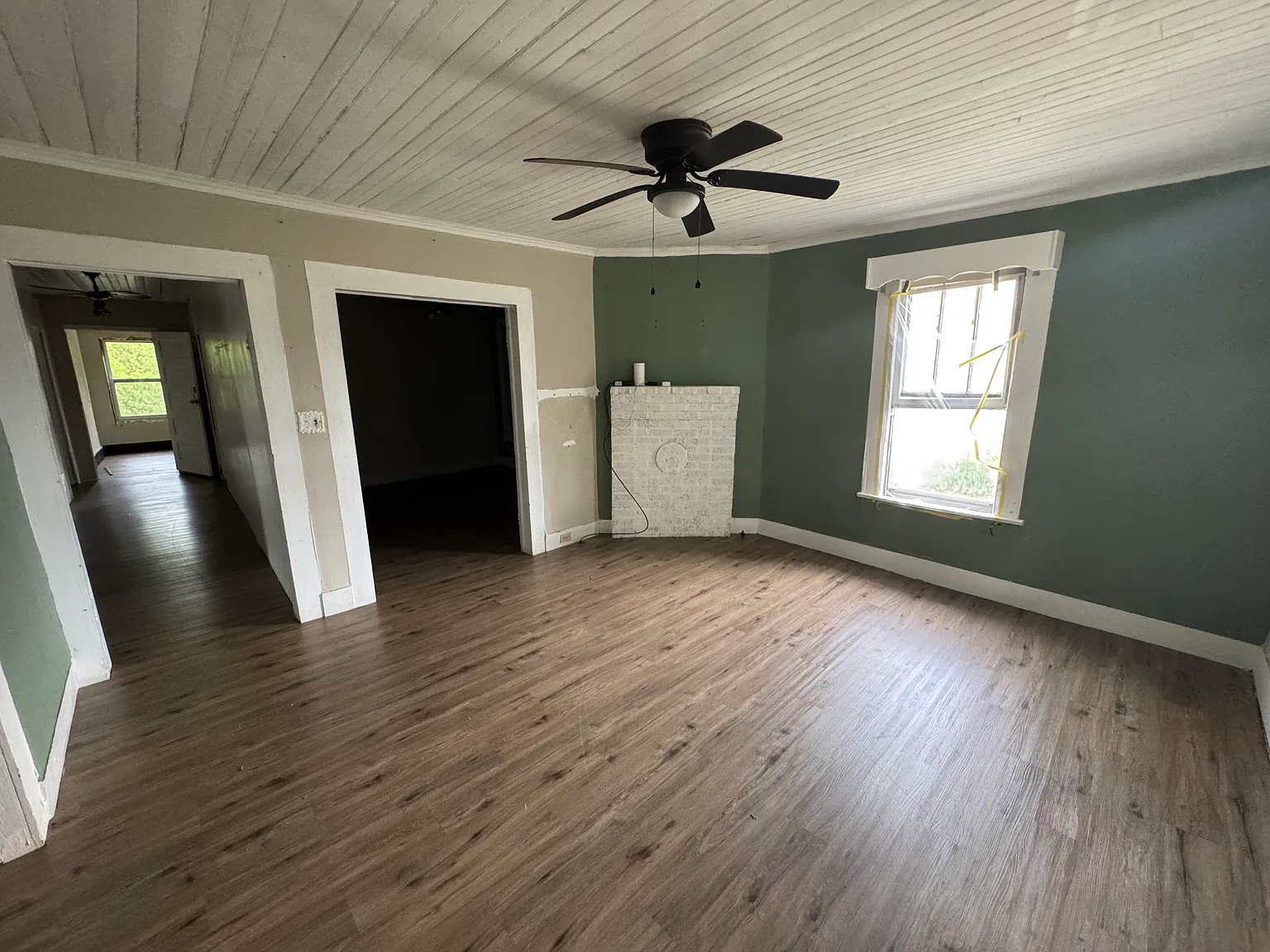 4 bed, 1225 sqft, $1,000 — Photo 2