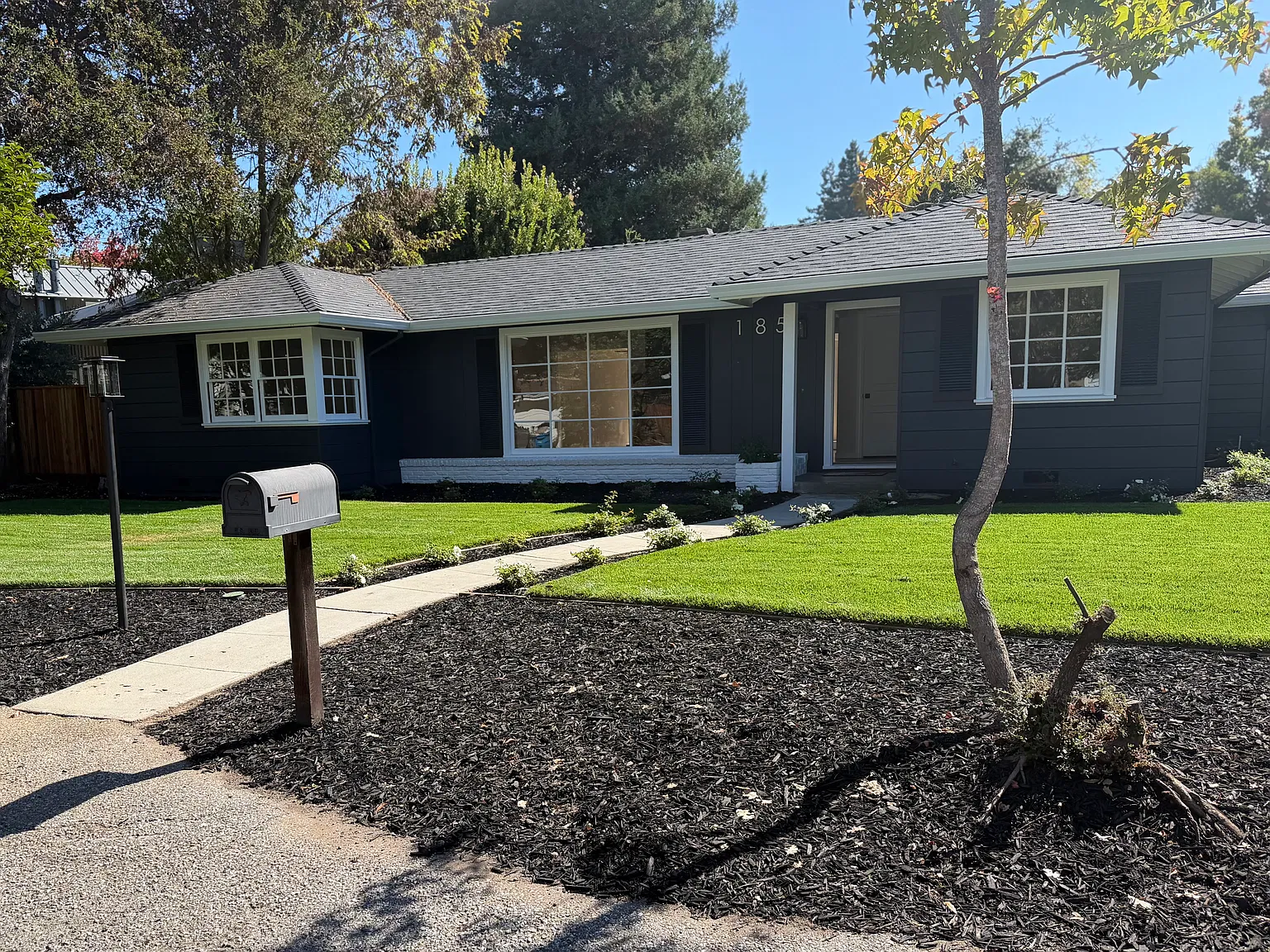 4 bed, 2200 sqft, $15,000 — Photo 1