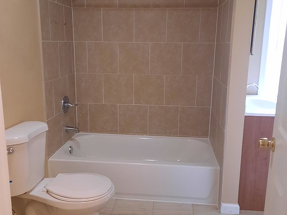 Fully renovated bathroom