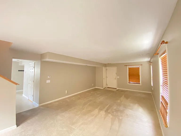 8027 Rocky Glen Pl — Photo 7