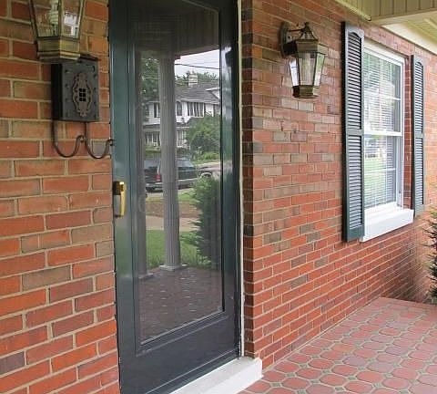 2nd image of 260 Preston Ave