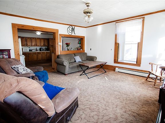 5th image of 8718 Noble St