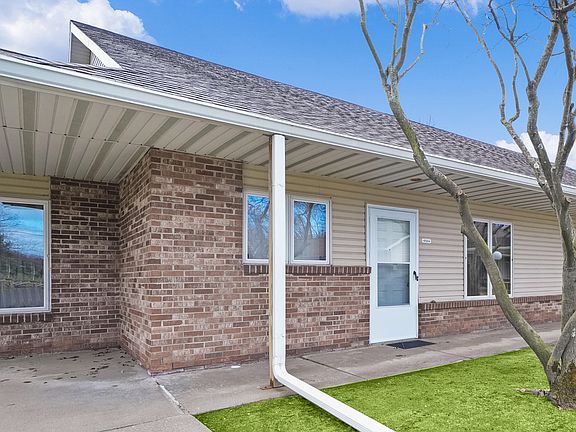 2nd image of 5514 Ivy Dr