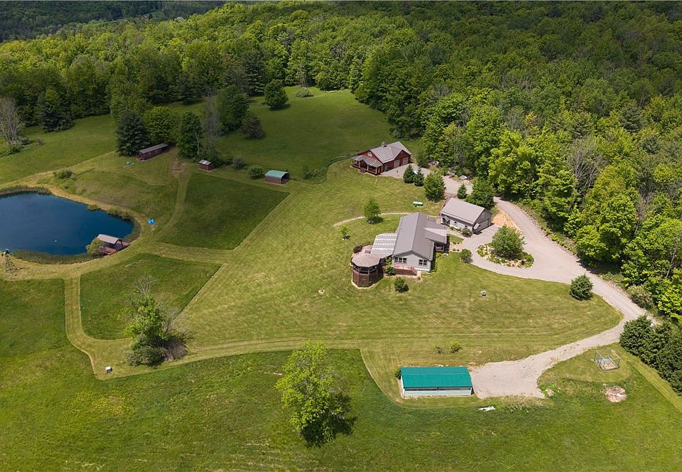 1st image of 121 Lang Rd