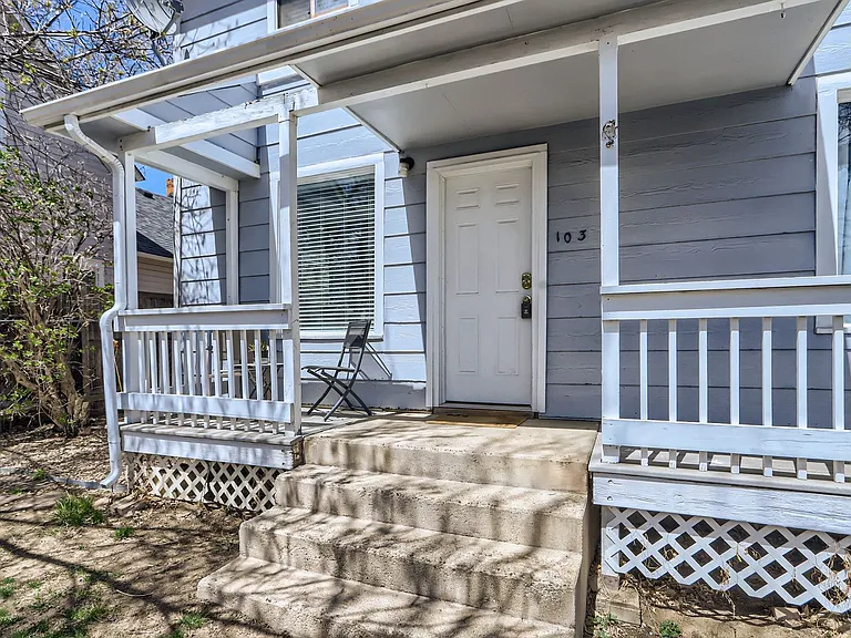 103 E Chester St #A — Photo 5