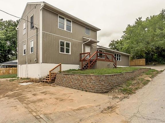 4th image of 2926 N 40th St