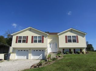 64 Oak Hill Dr, Brandenburg, KY 40108