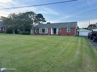411 E Green St, Macclesfield, NC 27852