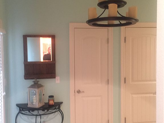 New light in foyer 