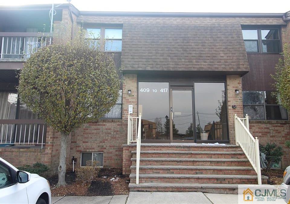 1st image of 417 Sharon Garden Ct #417
