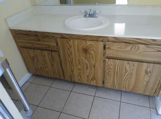 956 Locust Ave APT 32, Long Beach, CA 90813