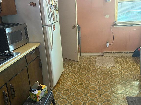 4th image of 5940 Hayes Pl