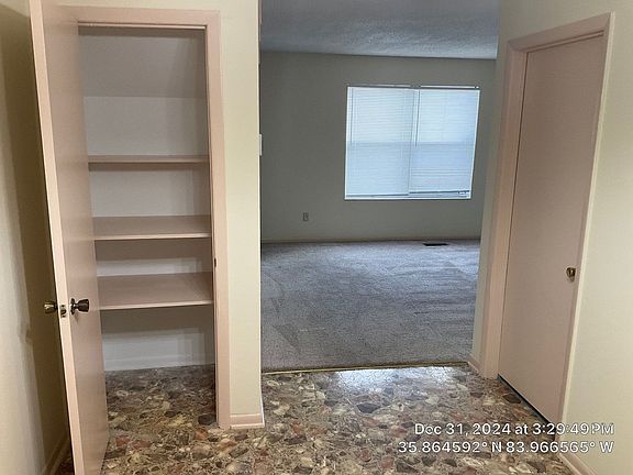 4th image of 132 Dresden Way #132-B
