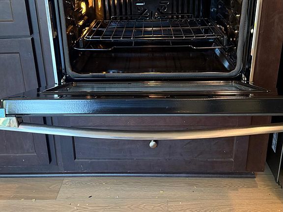 Oven