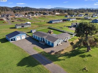 90389 Wind And Sea Loop, Warrenton, OR 97146