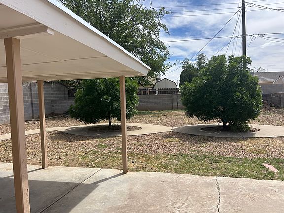 5th image of 8708 Gutierrez Rd NE