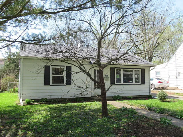 1009 W Harvard St photo 1