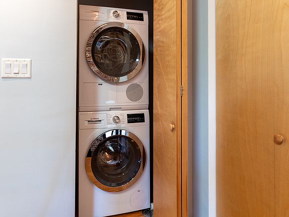 4th image of 2401 S 12th St APT 203