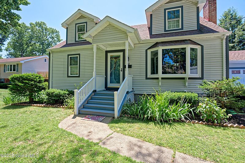2nd image of 32 Fredericks Road