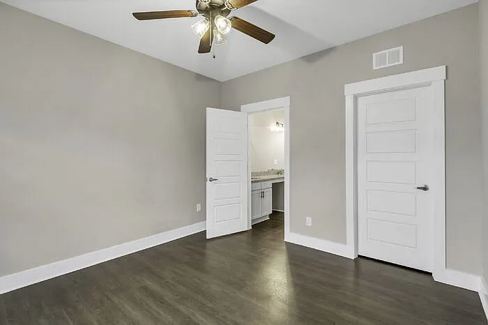 8 Tolar Rd — Photo 15
