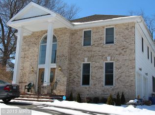 2948 Cedar Ln, Fairfax, VA 22031