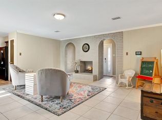 2813 Crane Dr, Pearland, TX 77581