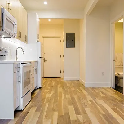 Rented by Nooklyn NYC LLC | media 56