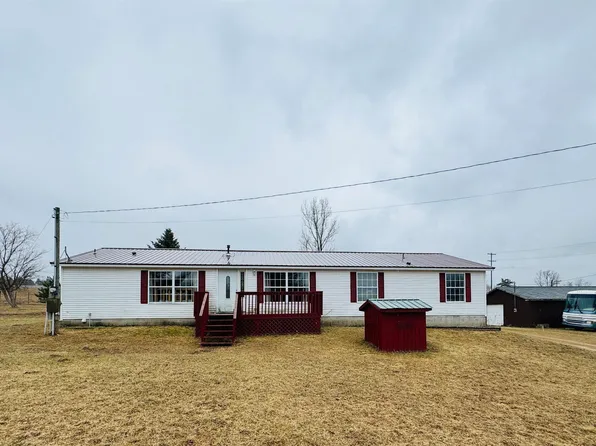 6944 S Saddler Rd, Chase, MI 49623