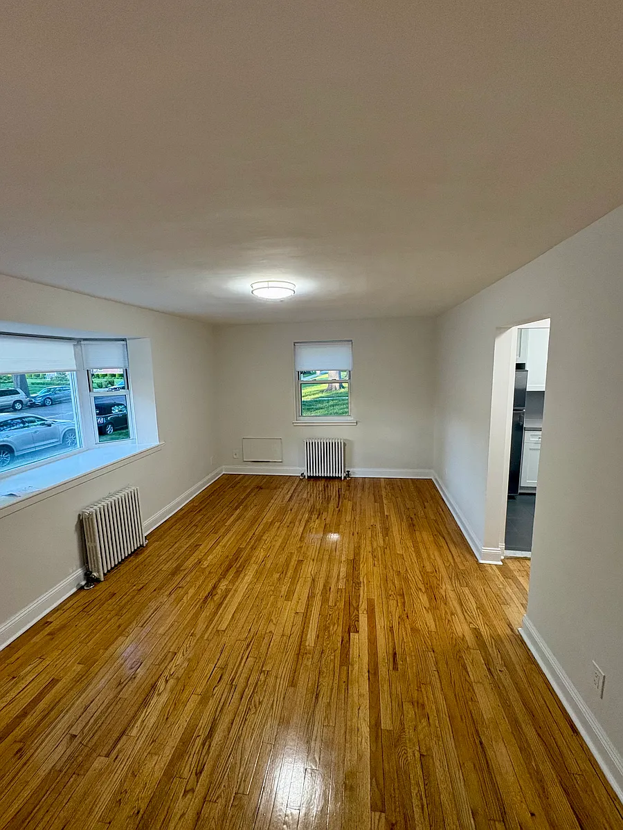 Building Photo - 224-09 64th Ave #A
