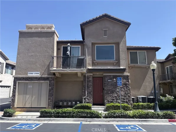 27950 Avalon Dr #50, Canyon Country, CA 91351