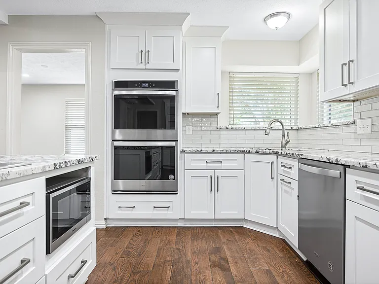 7251 Crooked Oak Dr — Photo 11