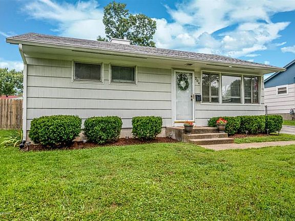 4th image of 204 Marian Dr