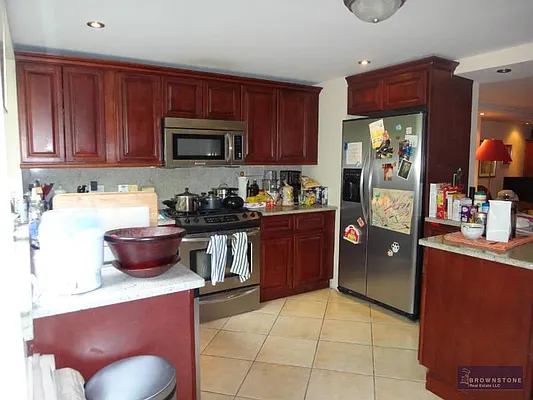 Rented by Brownstone Real Estate | media 7