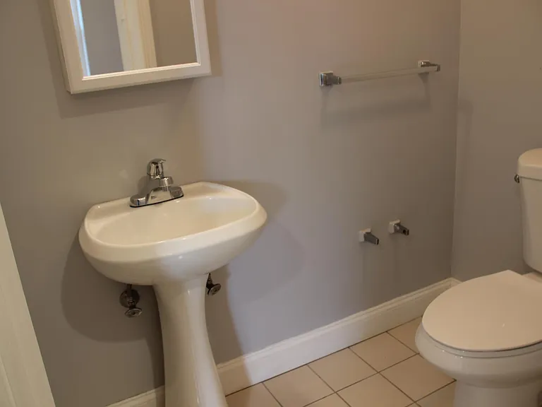 46 Franklin Ave — Photo 15