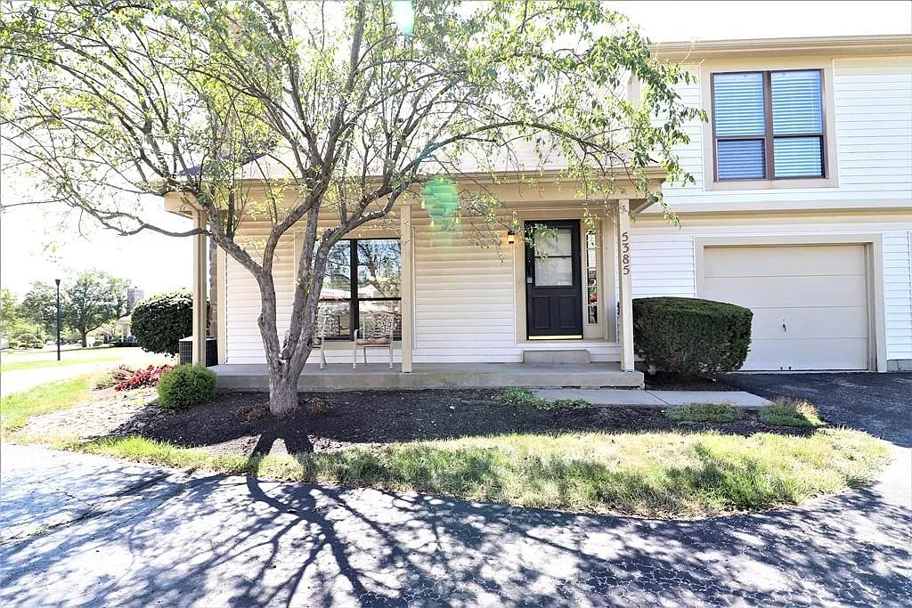 5385 Country Ridge Dr photo 1
