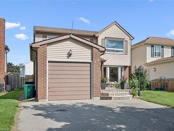 3rd image of 54 Royal Orchard Pl