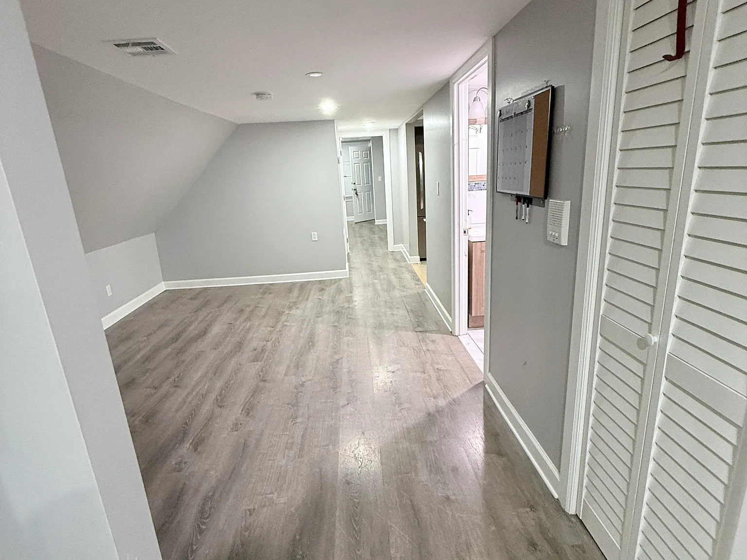 27 Dayton St — Photo 4