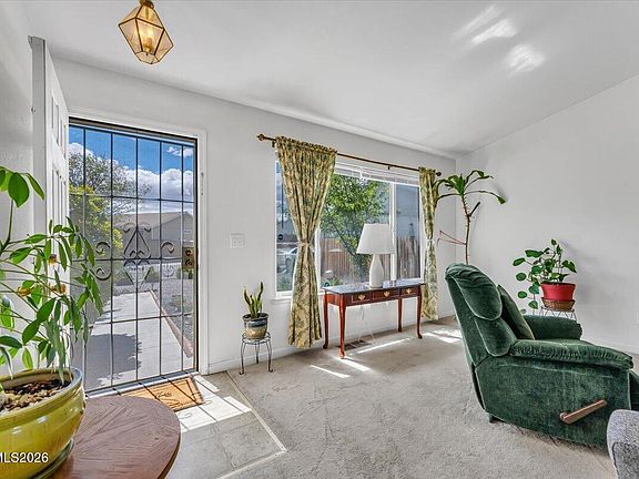 3rd image of 2202 Ellice Way