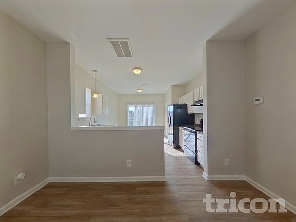 2nd image of 1309 Peach Park Ln