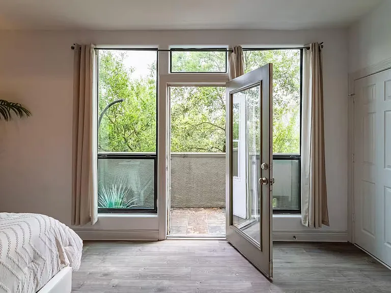 1806 Rosalie St — Photo 19
