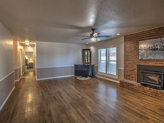 3rd image of 1508 N Choctaw Pl