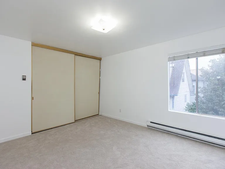 539 NE Ravenna Blvd #3 — Photo 12