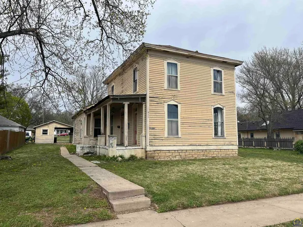 511 W Mission St, Saint Marys, KS 66536