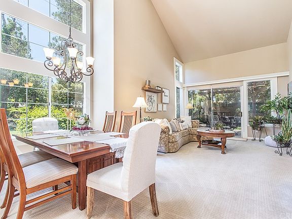 4th image of 24418 Hampton Dr Unit A