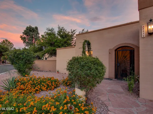 8972 E Linden St, Tucson, AZ 85715